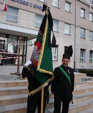 Gornicy w AWFiS Fot B Zarach 011