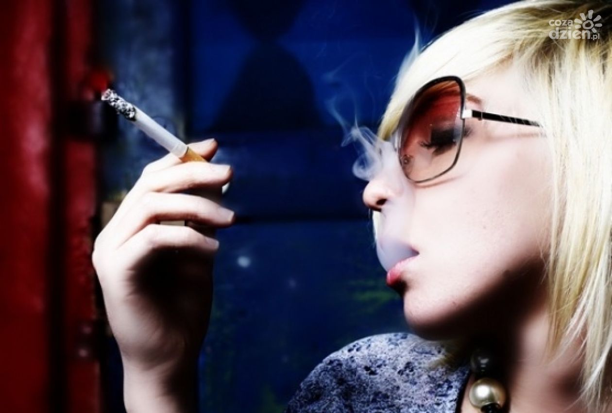 Jak palenie niszczy Twoją skórą?