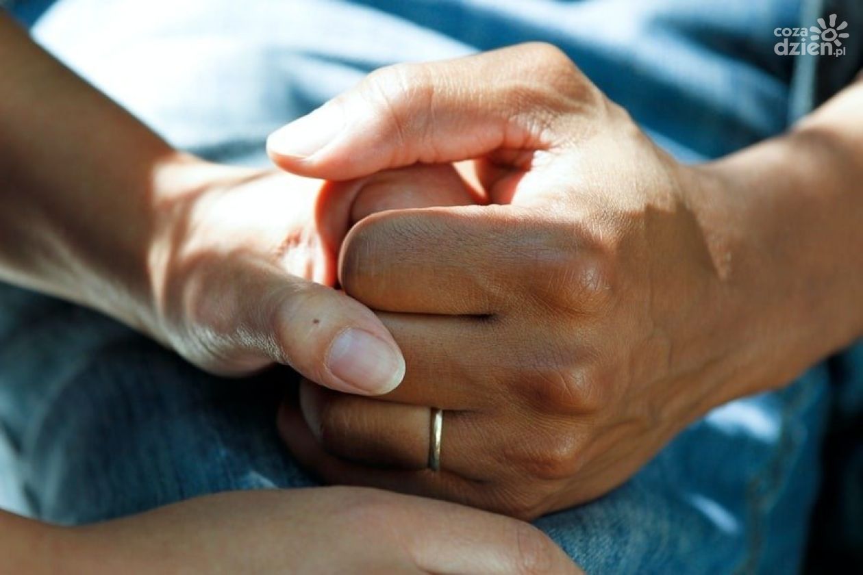 10 wskazówek, jak zadbać o zdrowie psychiczne w trudnej sytuacji