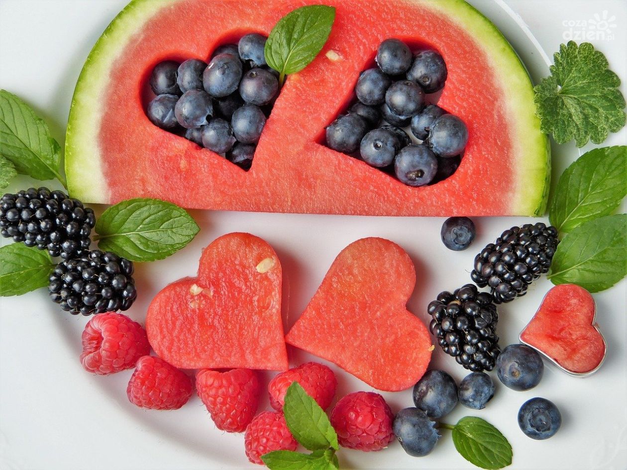 Co jeść w upały? Dieta na gorące lato w 4 krokach