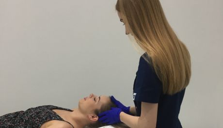 Peeling skóry głowy - nie bagatelizuj tego zabiegu