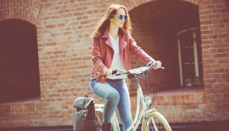 Niezbędnik rowerzystki: Jak przygotować rower na jesień?