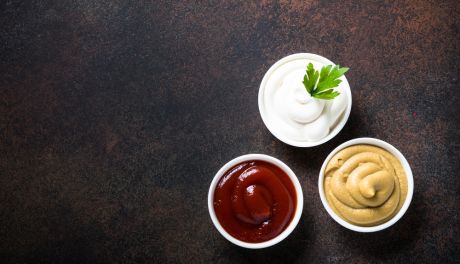 Musztarda, majonez i ketchup - do jakich dań najlepiej pasują?