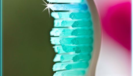 Szczoteczka soniczna do zębów - jak wybrać?