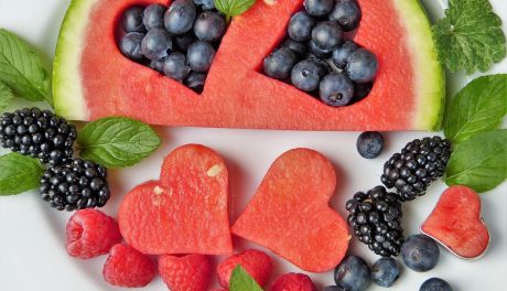 Co jeść w upały? Dieta na gorące lato w 4 krokach